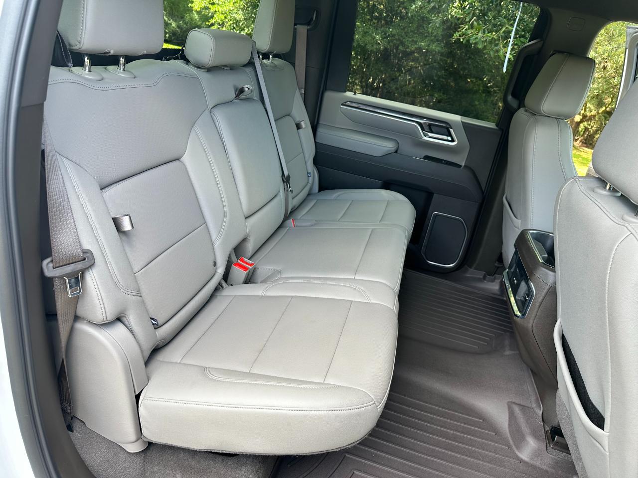 Chevrolet Silverado 2500HD 4WD Crew Cab 159" LTZ 2025