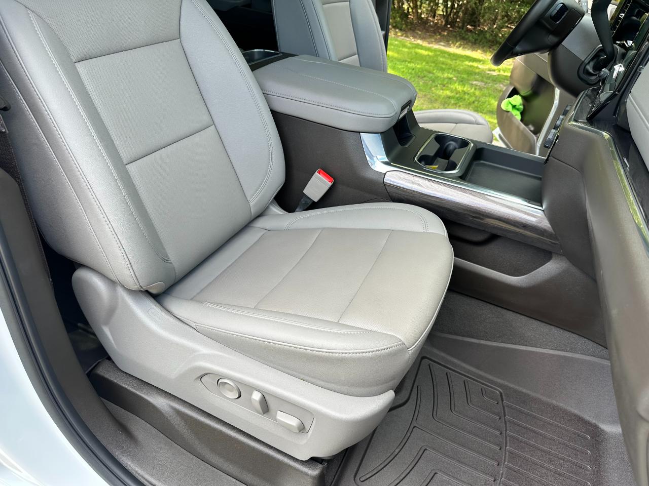 Chevrolet Silverado 2500HD 4WD Crew Cab 159" LTZ 2025