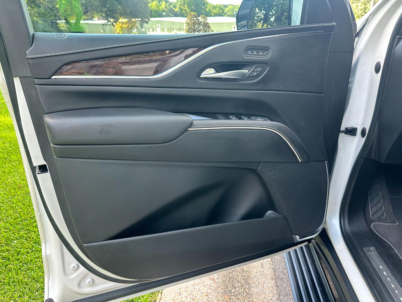 Cadillac Escalade 4WD 4dr Premium Luxury Platinum 2022