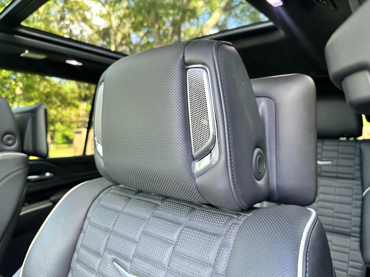 Cadillac Escalade 4WD 4dr Premium Luxury Platinum 2022