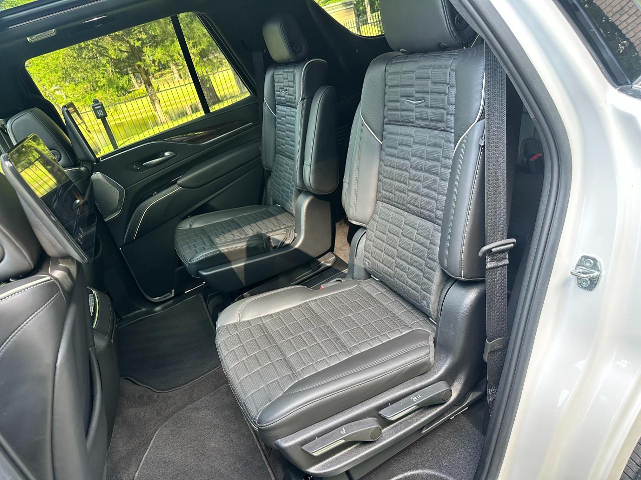 Cadillac Escalade 4WD 4dr Premium Luxury Platinum 2022