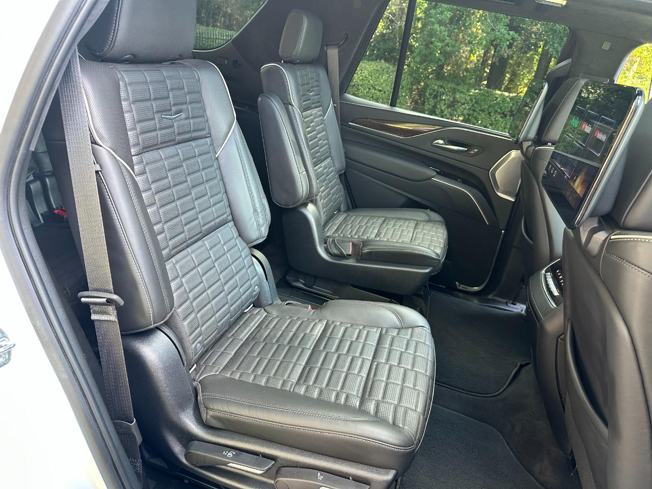 Cadillac Escalade 4WD 4dr Premium Luxury Platinum 2022