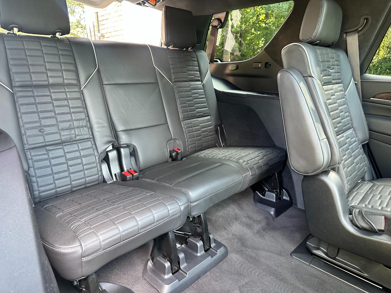 Cadillac Escalade 4WD 4dr Premium Luxury Platinum 2022