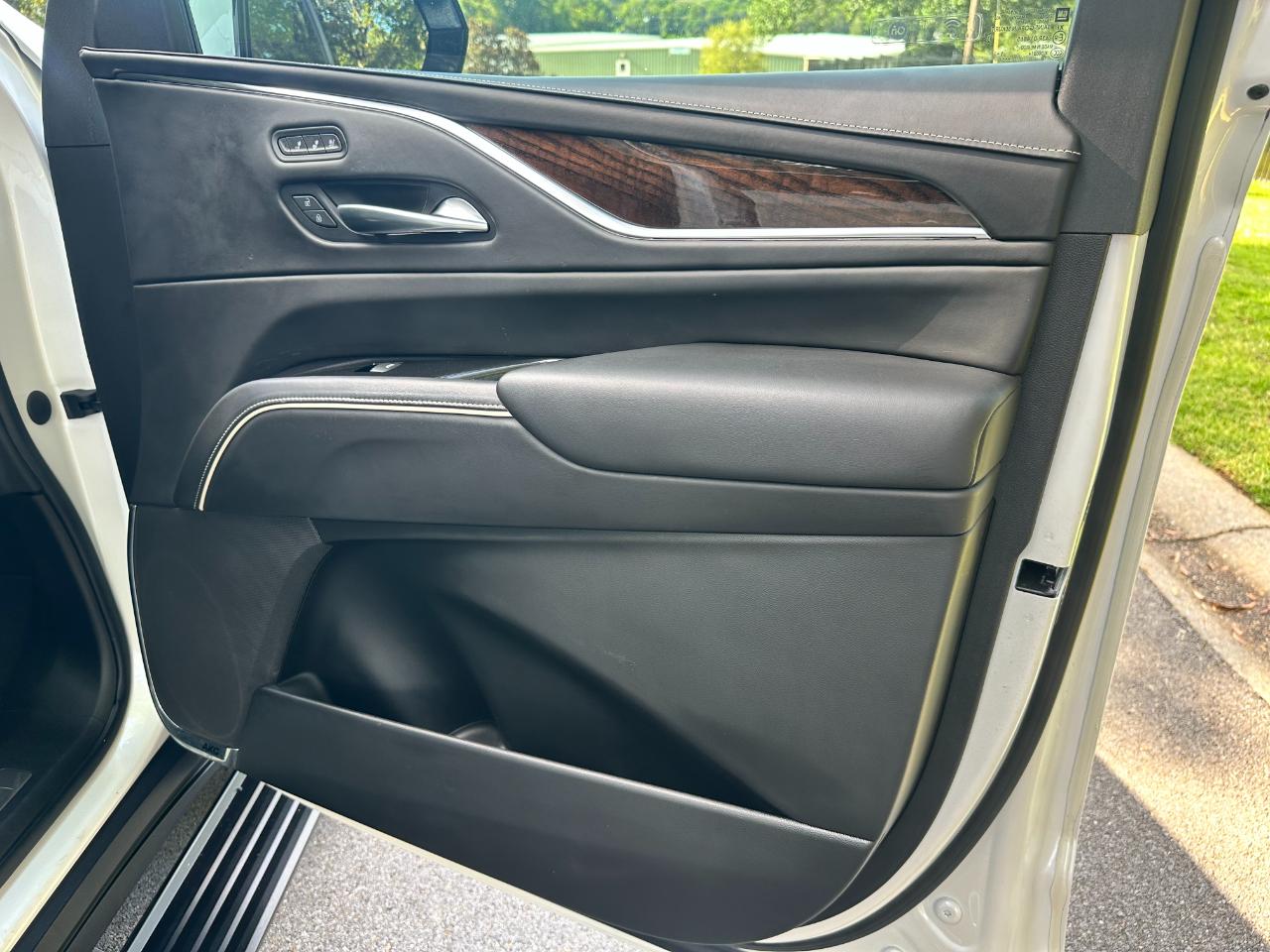 Cadillac Escalade 4WD 4dr Premium Luxury Platinum 2022