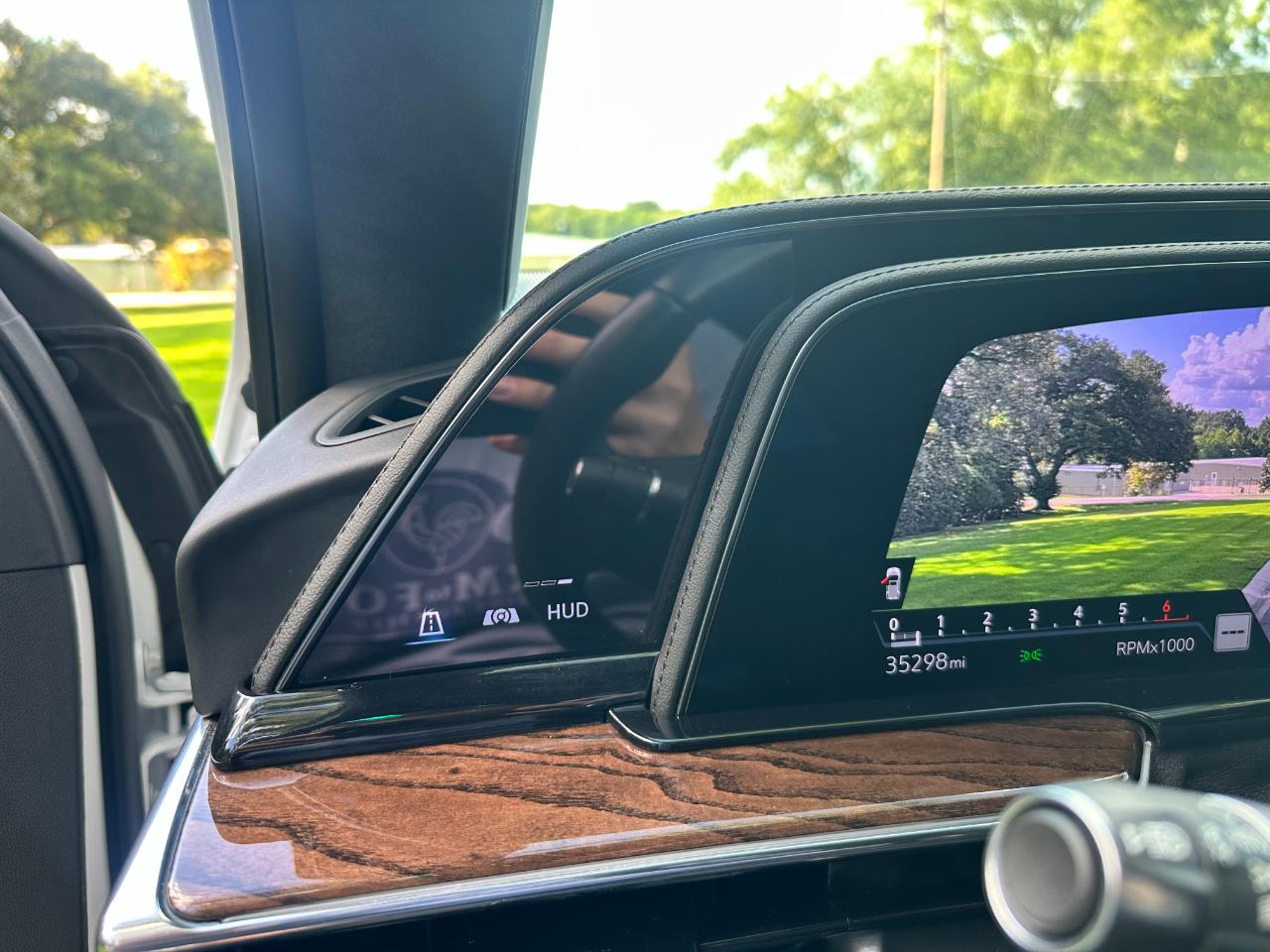 Cadillac Escalade 4WD 4dr Premium Luxury Platinum 2022