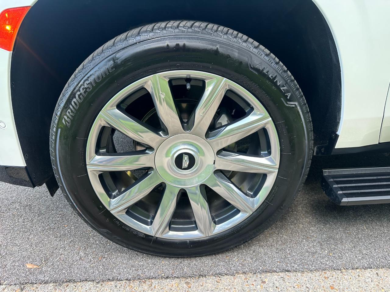 Cadillac Escalade 4WD 4dr Premium Luxury Platinum 2022