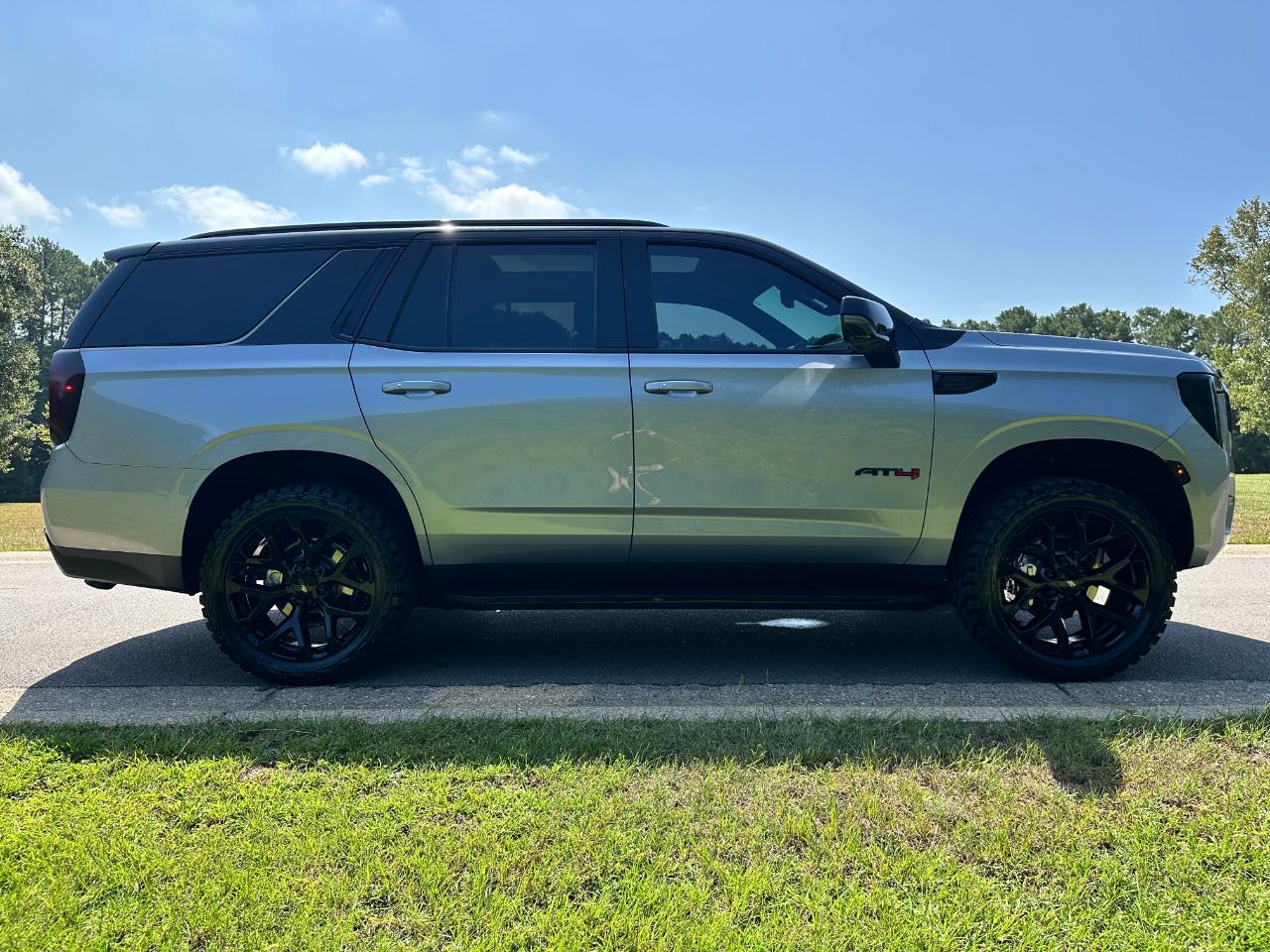 GMC Yukon 4WD 4dr AT4 2024