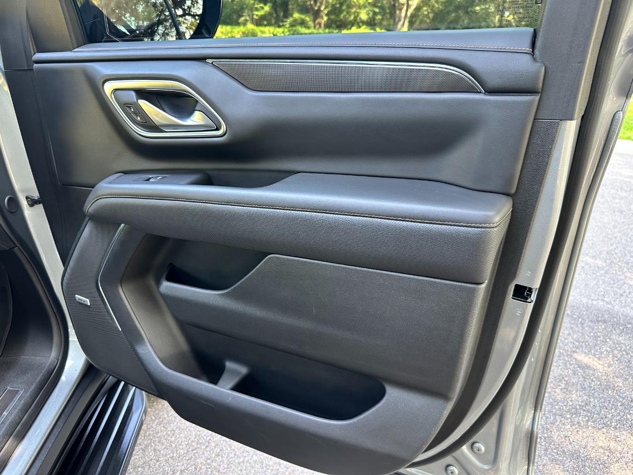 GMC Yukon 4WD 4dr AT4 2024