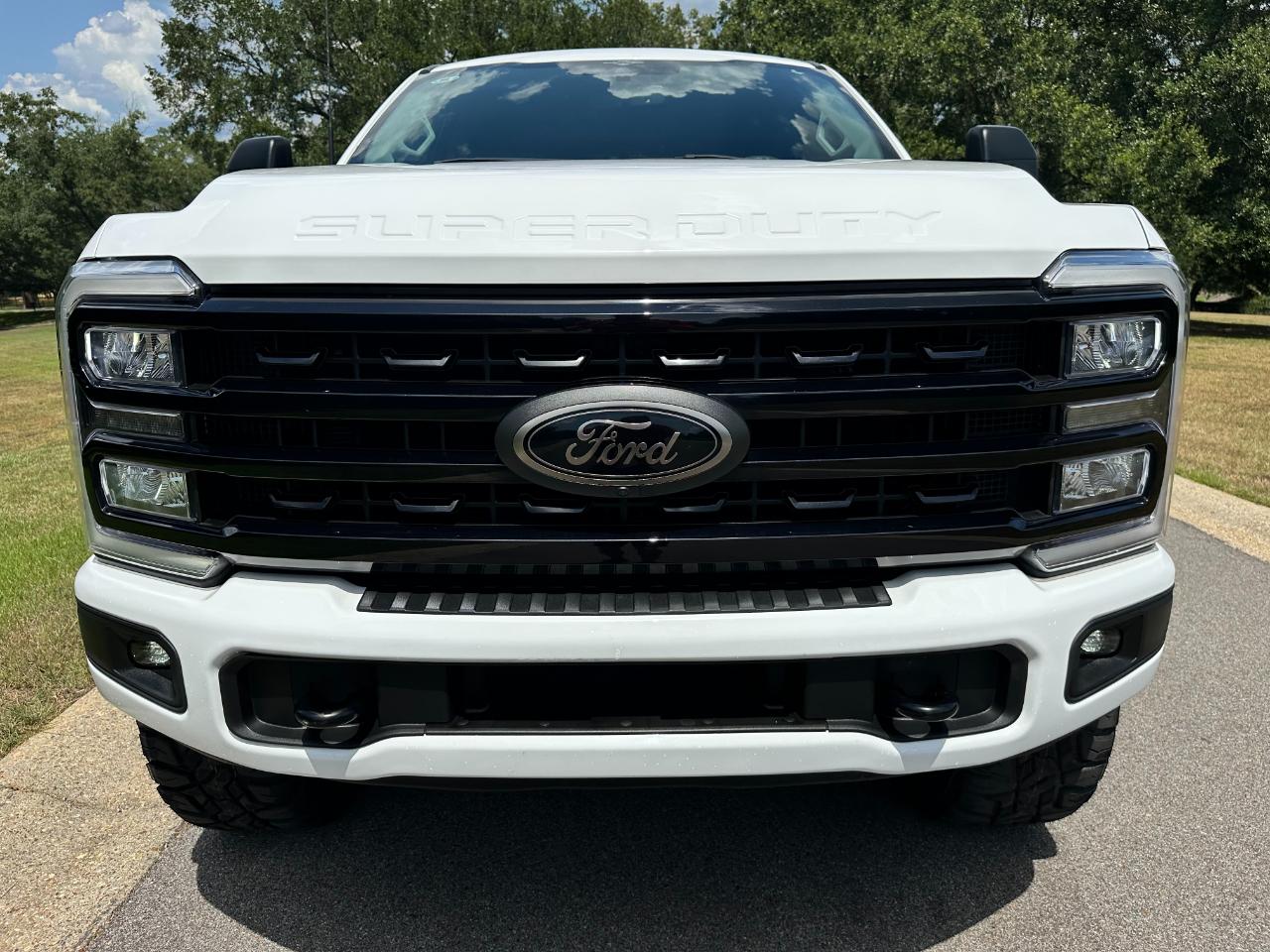 Ford Super Duty F-250 SRW XLT 4WD Crew Cab 6.75' Box 2023
