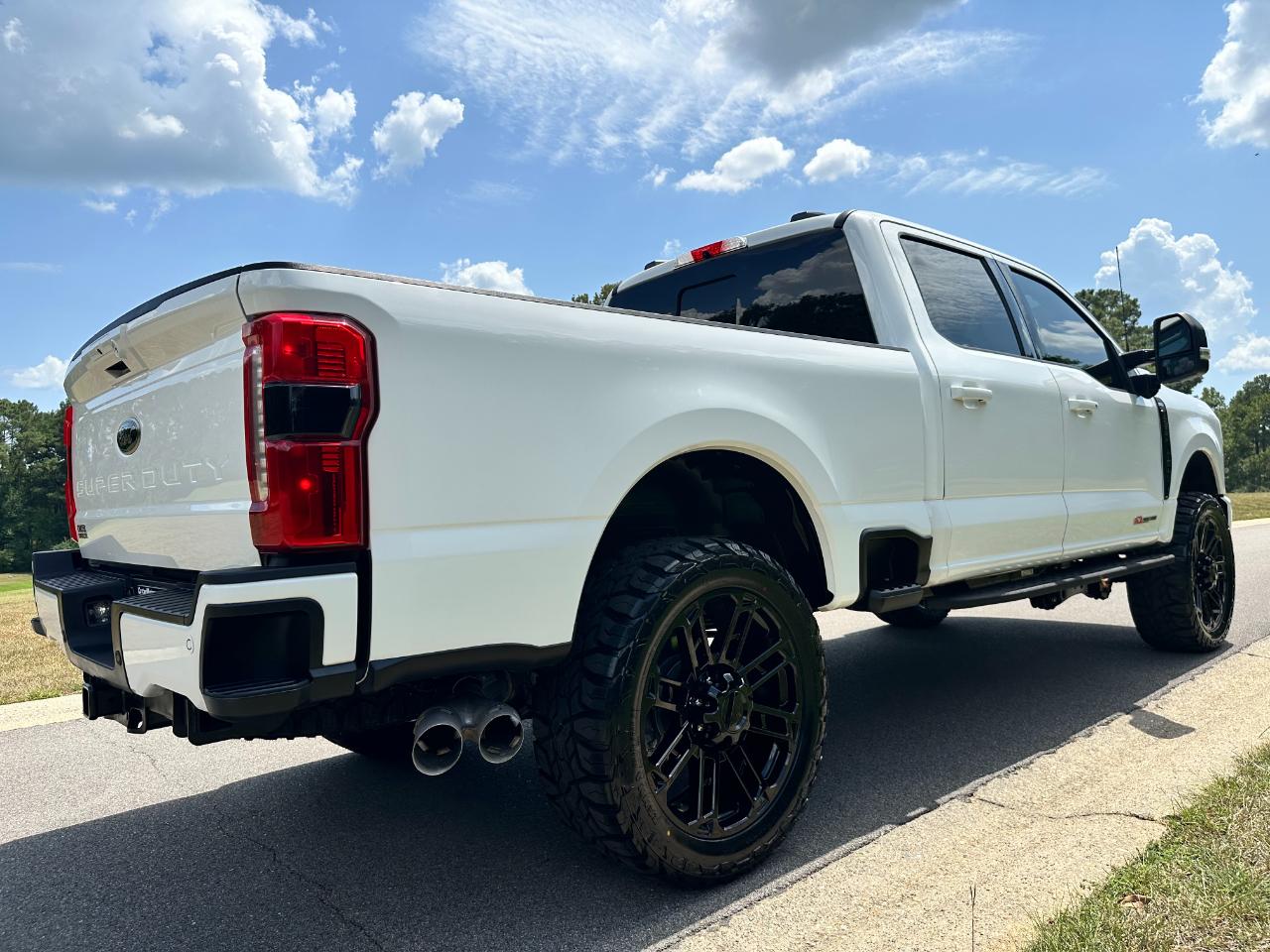 Ford Super Duty F-250 SRW XLT 4WD Crew Cab 6.75' Box 2023