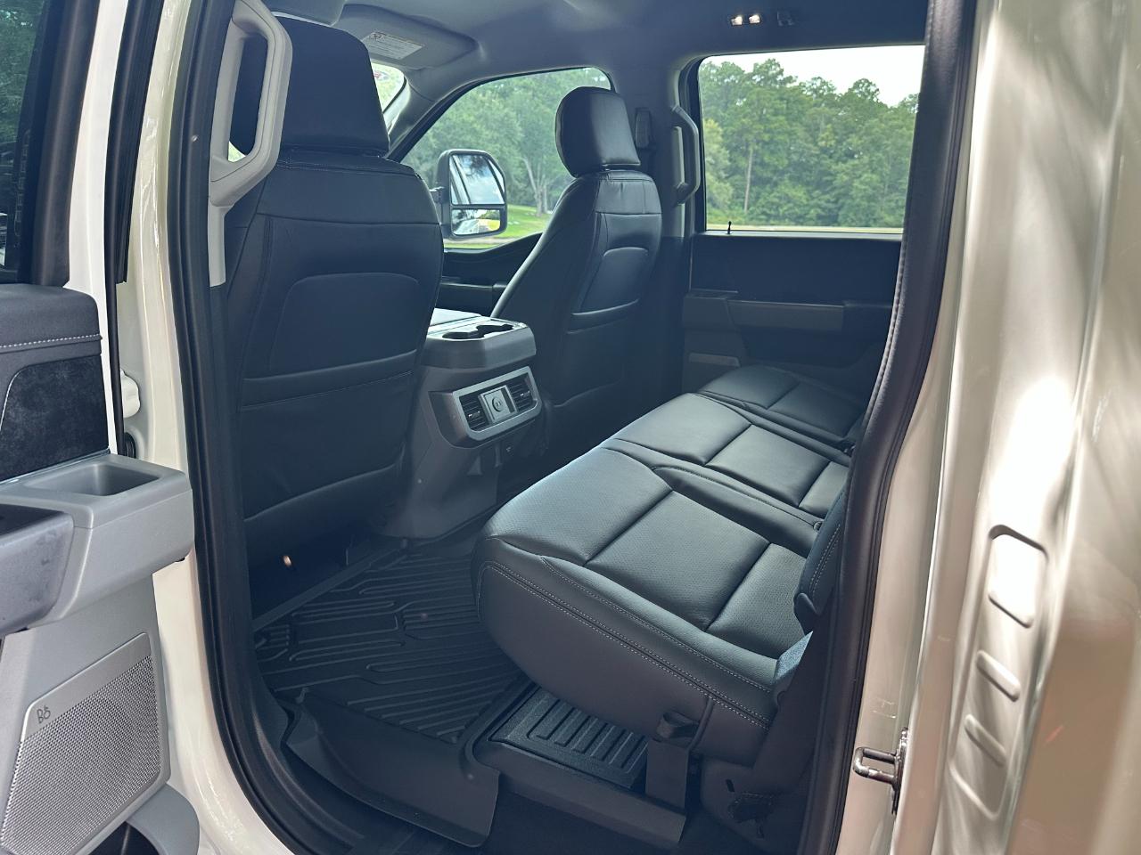 Ford Super Duty F-250 SRW XLT 4WD Crew Cab 6.75' Box 2023