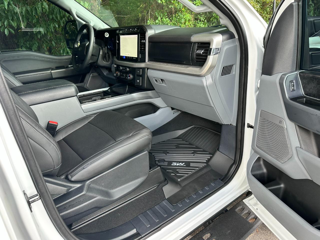 Ford Super Duty F-250 SRW XLT 4WD Crew Cab 6.75' Box 2023