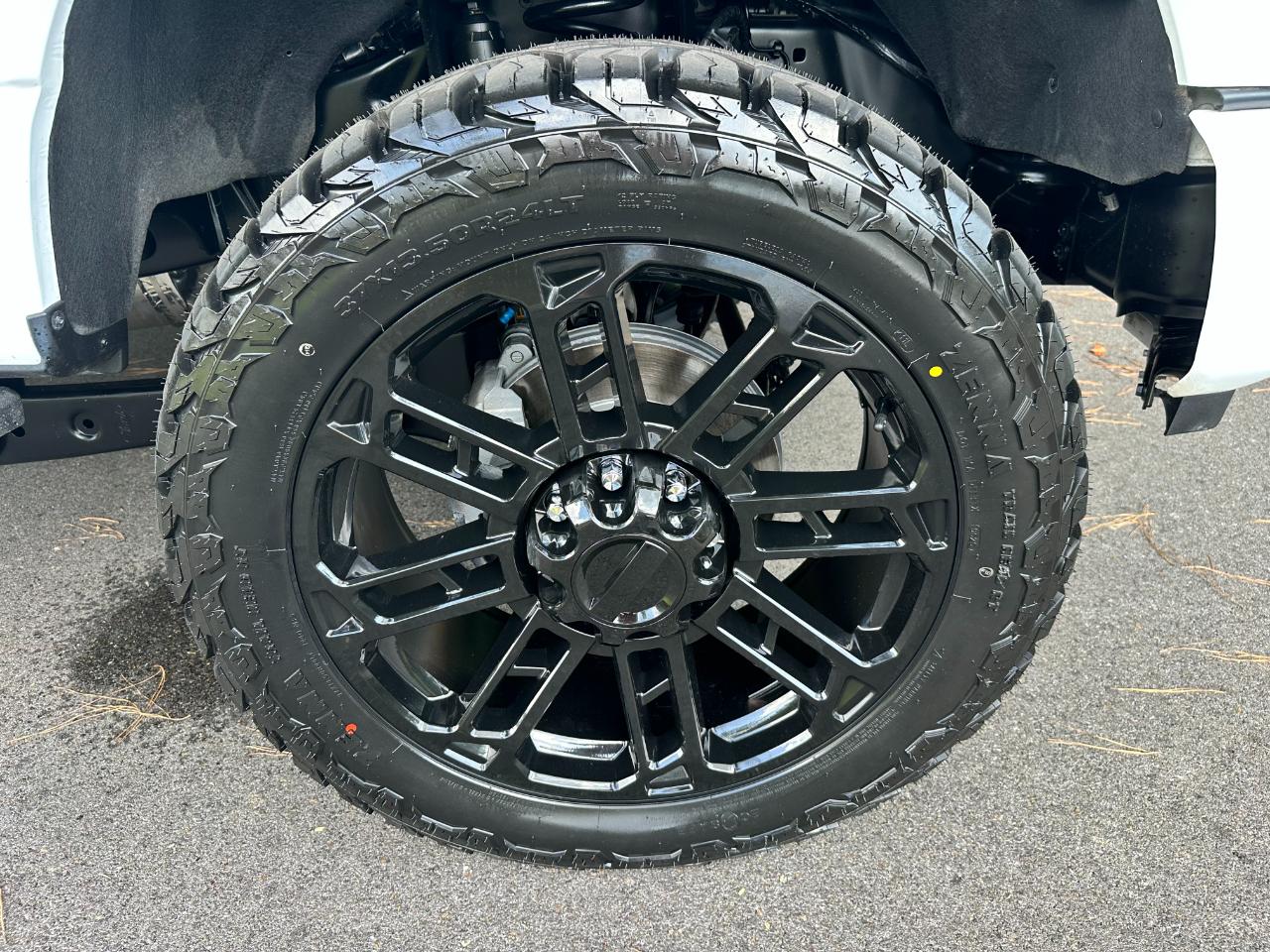Ford Super Duty F-250 SRW XLT 4WD Crew Cab 6.75' Box 2023