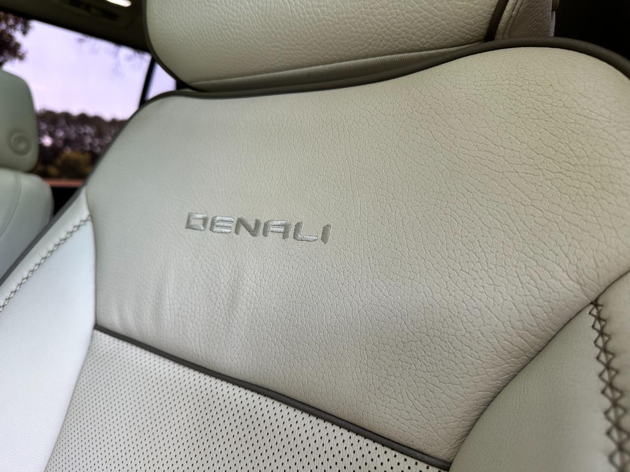 GMC Yukon 2WD 4dr Denali 2022