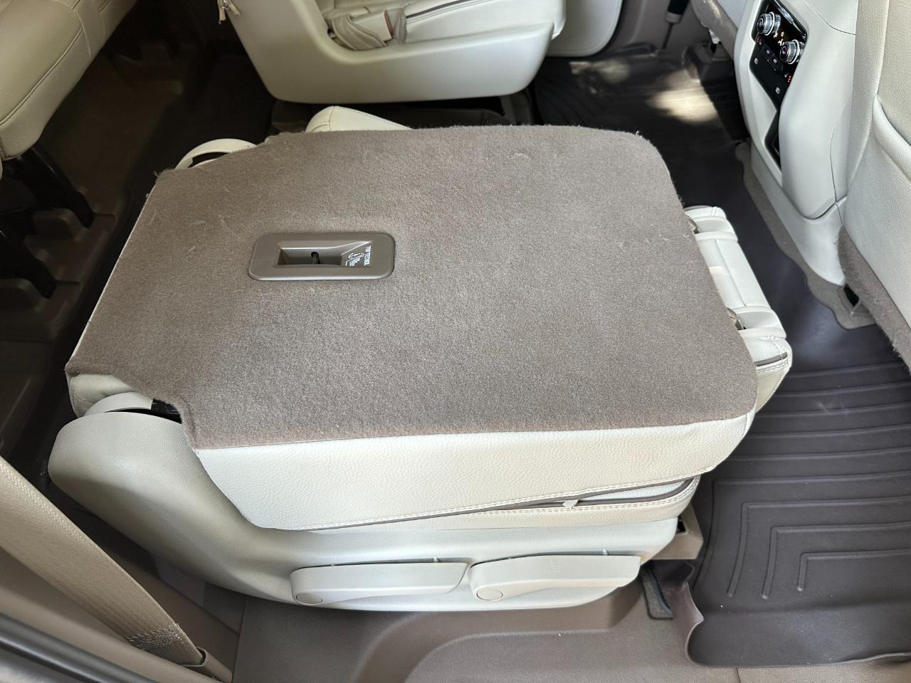 GMC Yukon 2WD 4dr Denali 2022