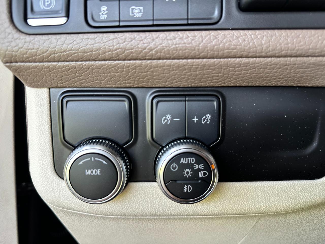 GMC Yukon 2WD 4dr Denali 2022