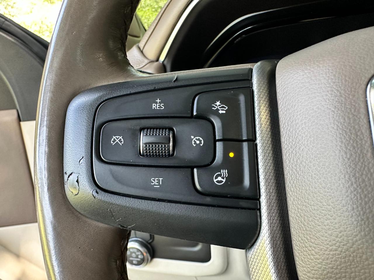 GMC Yukon 2WD 4dr Denali 2022