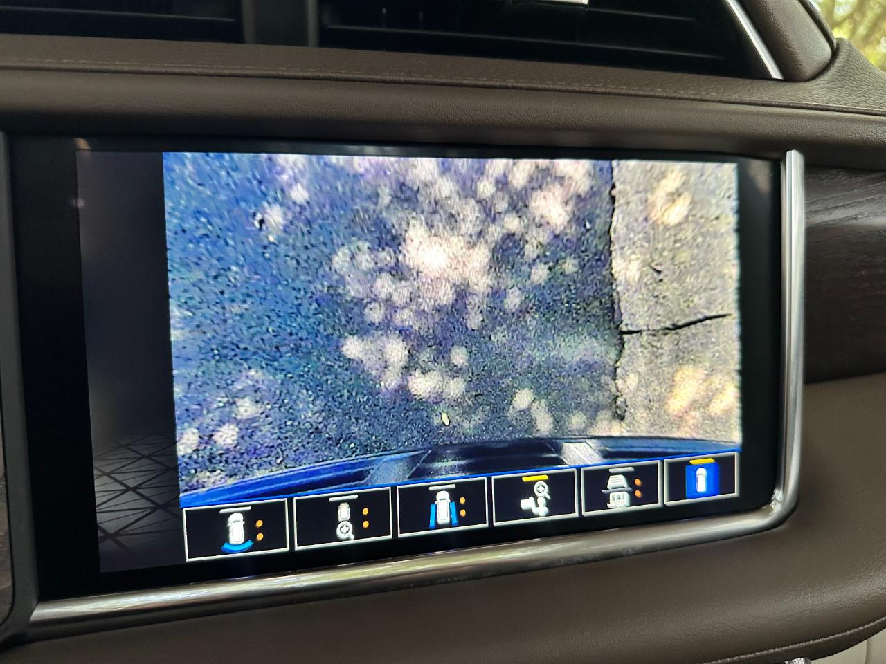 GMC Yukon 2WD 4dr Denali 2022