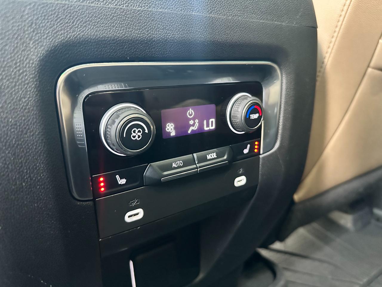 Chevrolet Tahoe 2WD 4dr Premier 2023