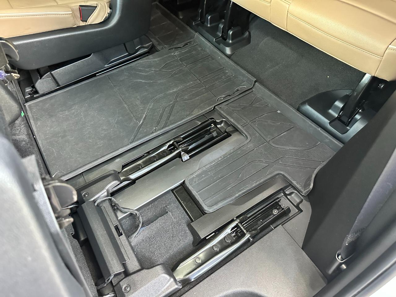 Chevrolet Tahoe 2WD 4dr Premier 2023