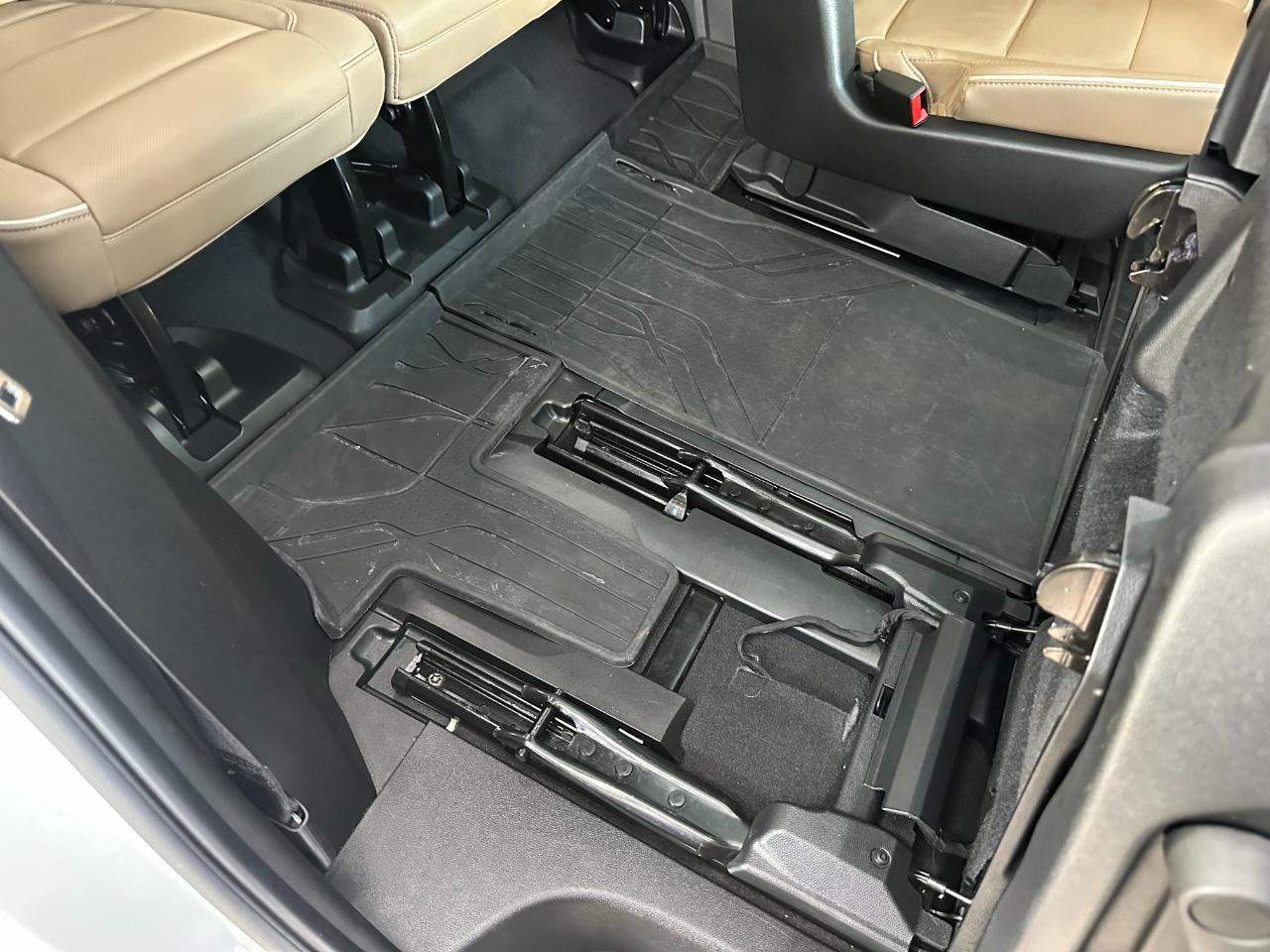Chevrolet Tahoe 2WD 4dr Premier 2023