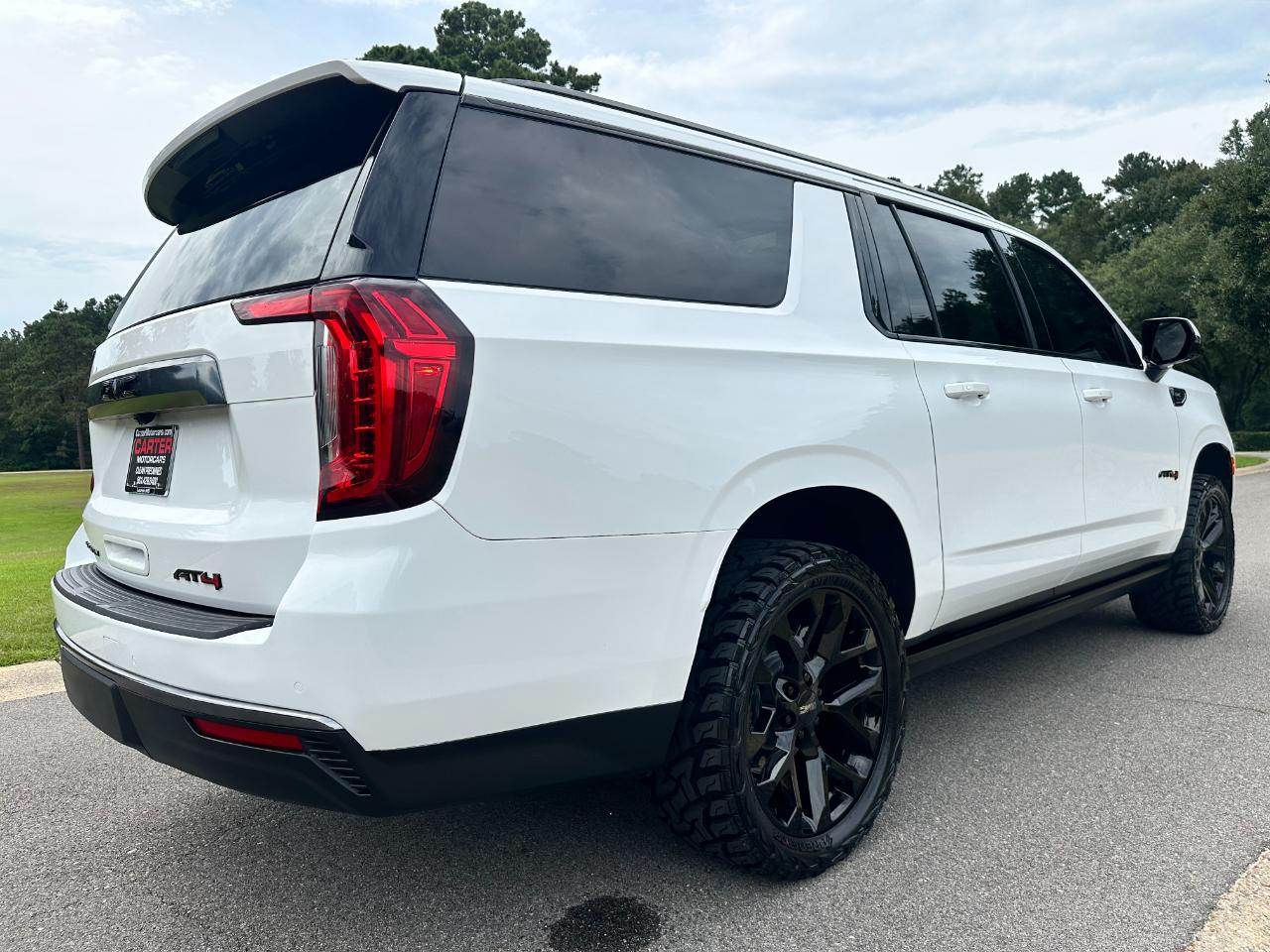 GMC Yukon XL 4WD 4dr AT4 2024