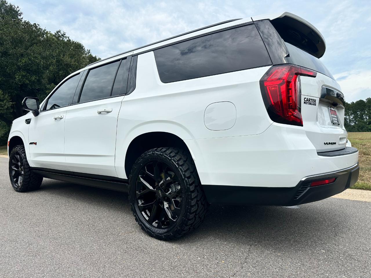 GMC Yukon XL 4WD 4dr AT4 2024