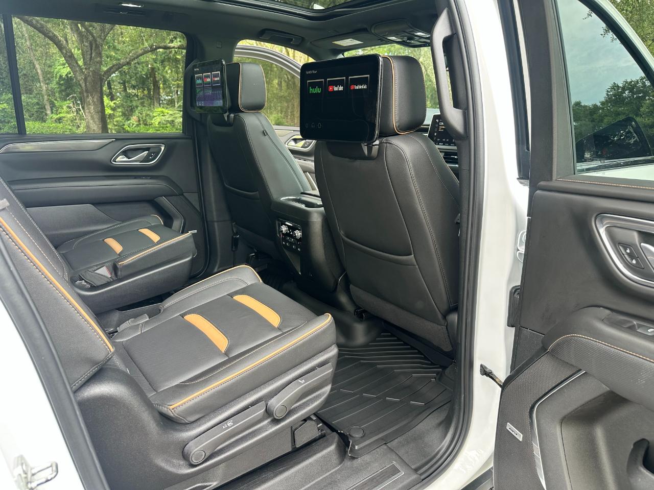 GMC Yukon XL 4WD 4dr AT4 2024