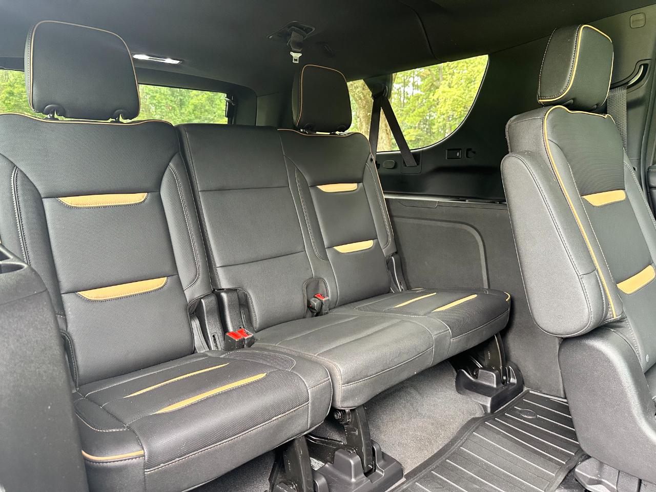 GMC Yukon XL 4WD 4dr AT4 2024