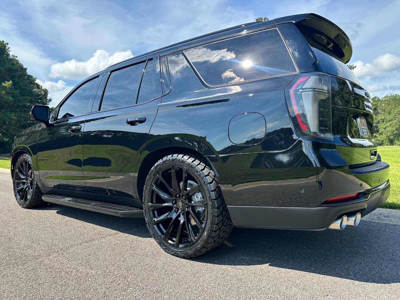 Chevrolet Tahoe 4WD 4dr RST 2025