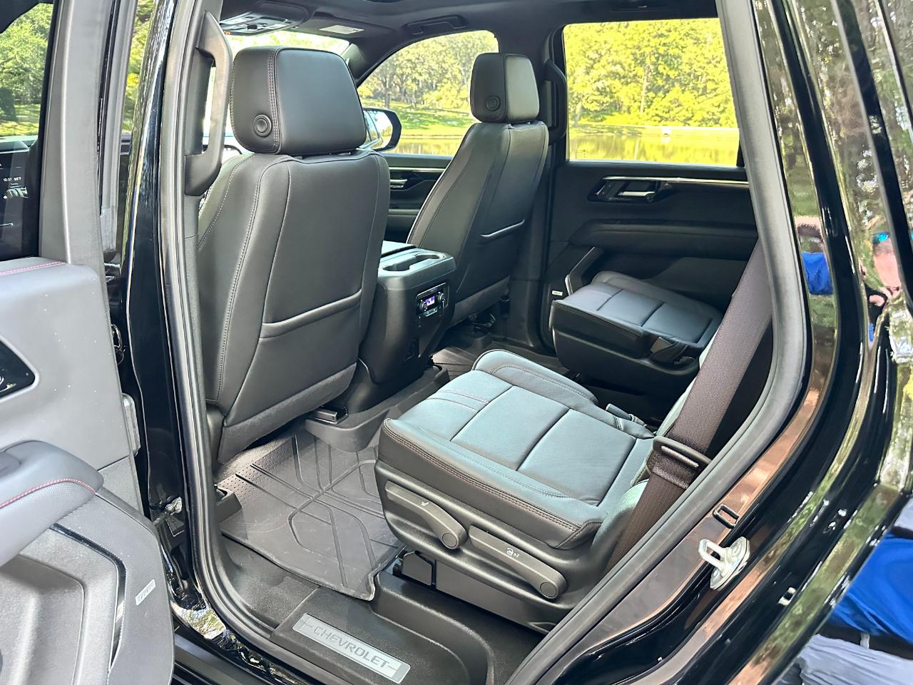 Chevrolet Tahoe 4WD 4dr RST 2025