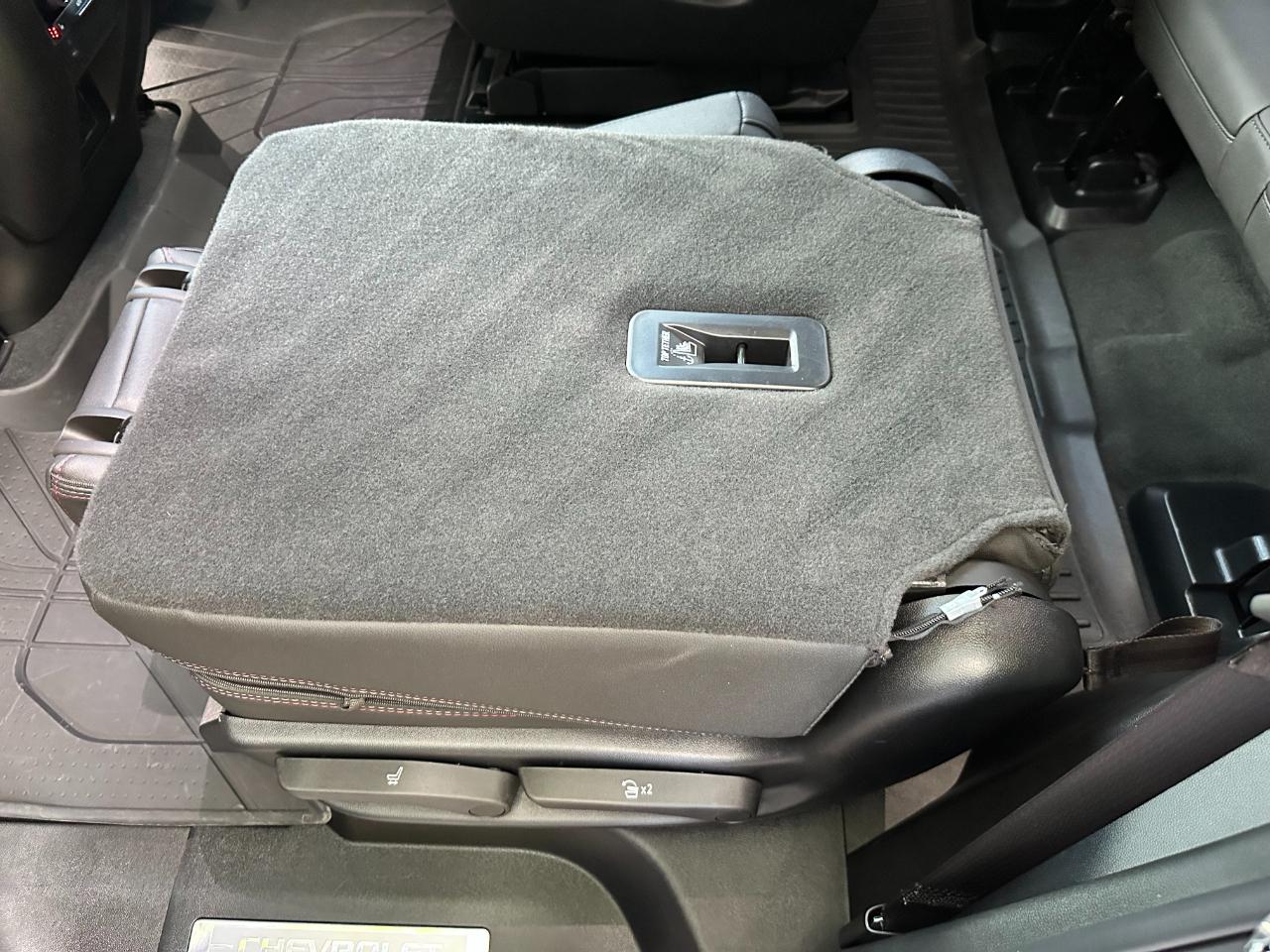 Chevrolet Tahoe 4WD 4dr RST 2025