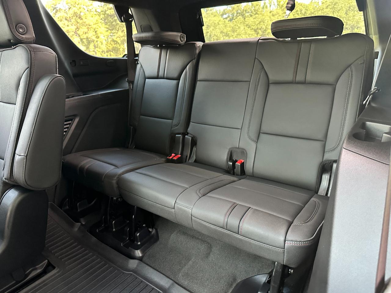 Chevrolet Tahoe 4WD 4dr RST 2025