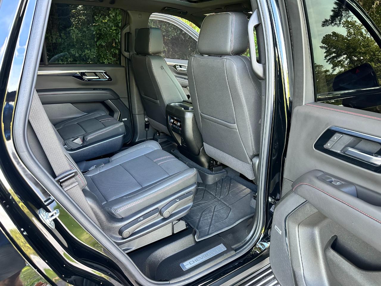 Chevrolet Tahoe 4WD 4dr RST 2025