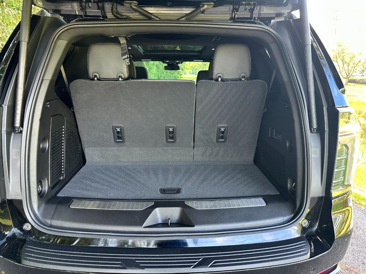 Chevrolet Tahoe 4WD 4dr RST 2025