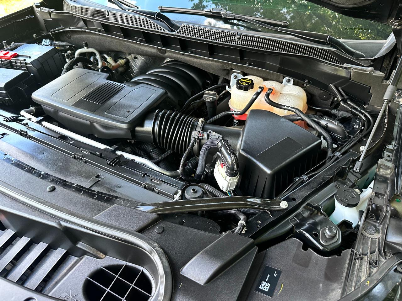 Chevrolet Tahoe 4WD 4dr RST 2025