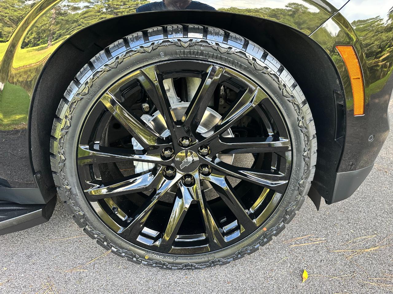 Chevrolet Tahoe 4WD 4dr RST 2025