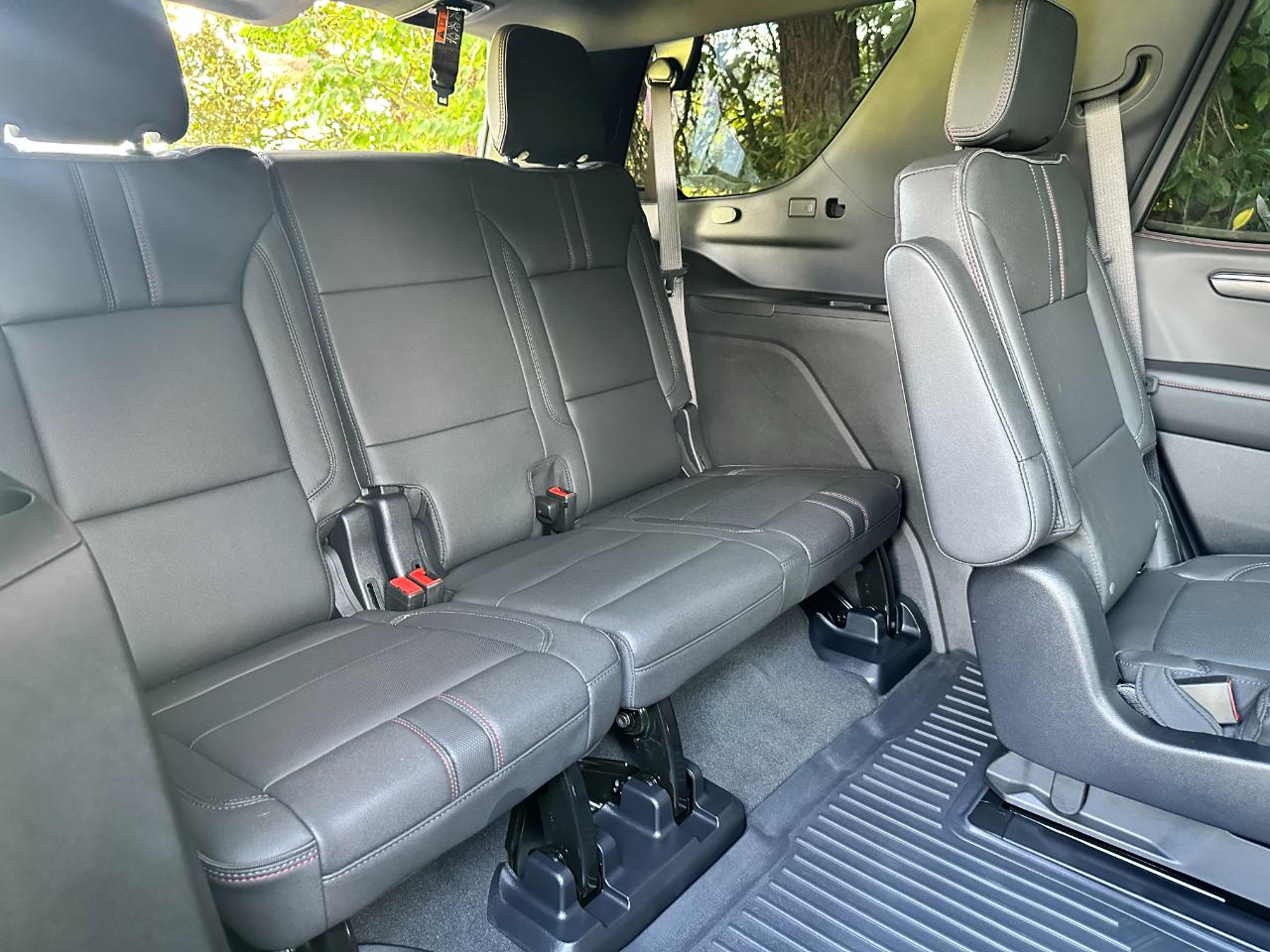 Chevrolet Tahoe 4WD 4dr RST 2025