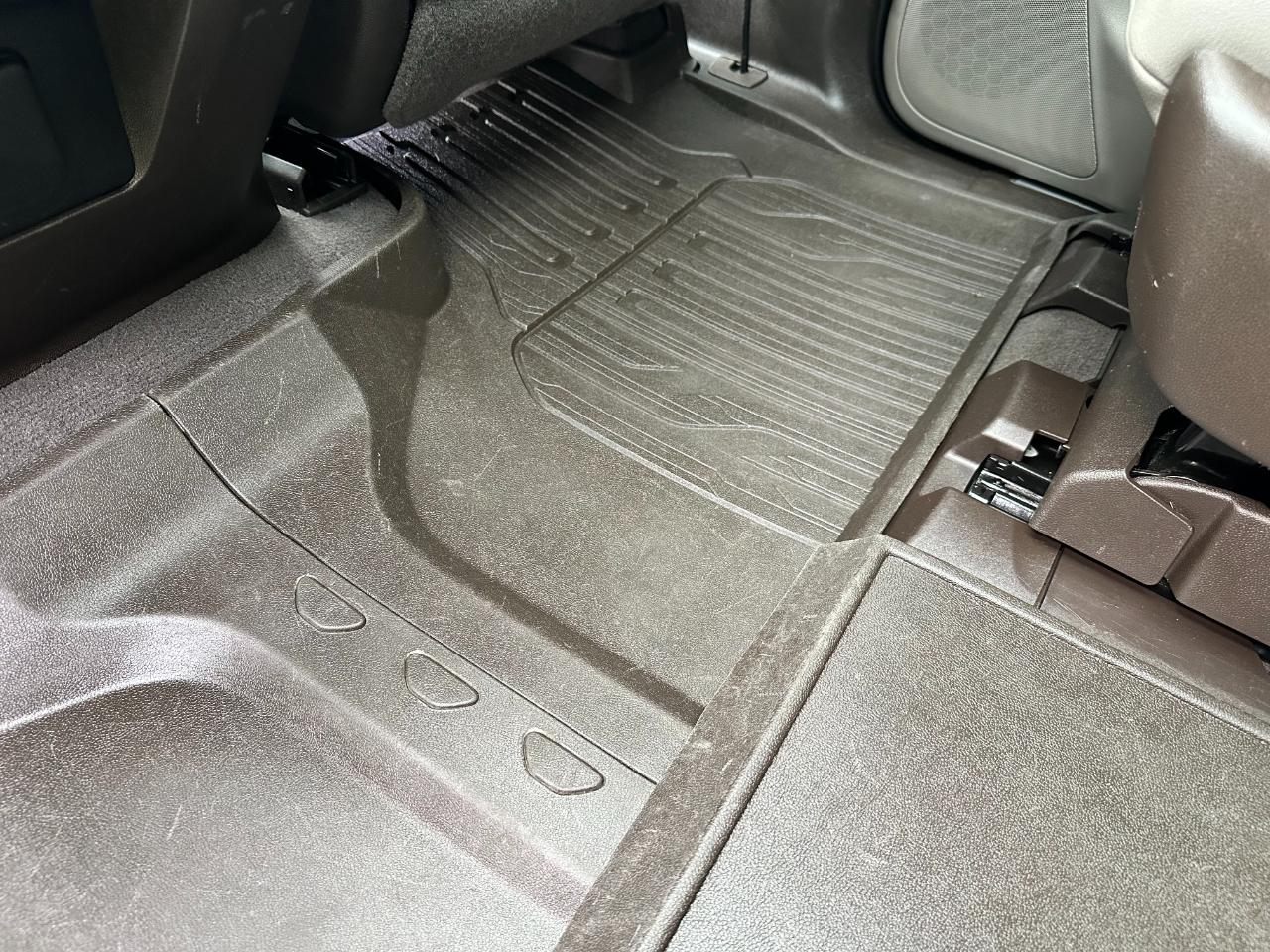 GMC Yukon 2WD 4dr SLT 2022