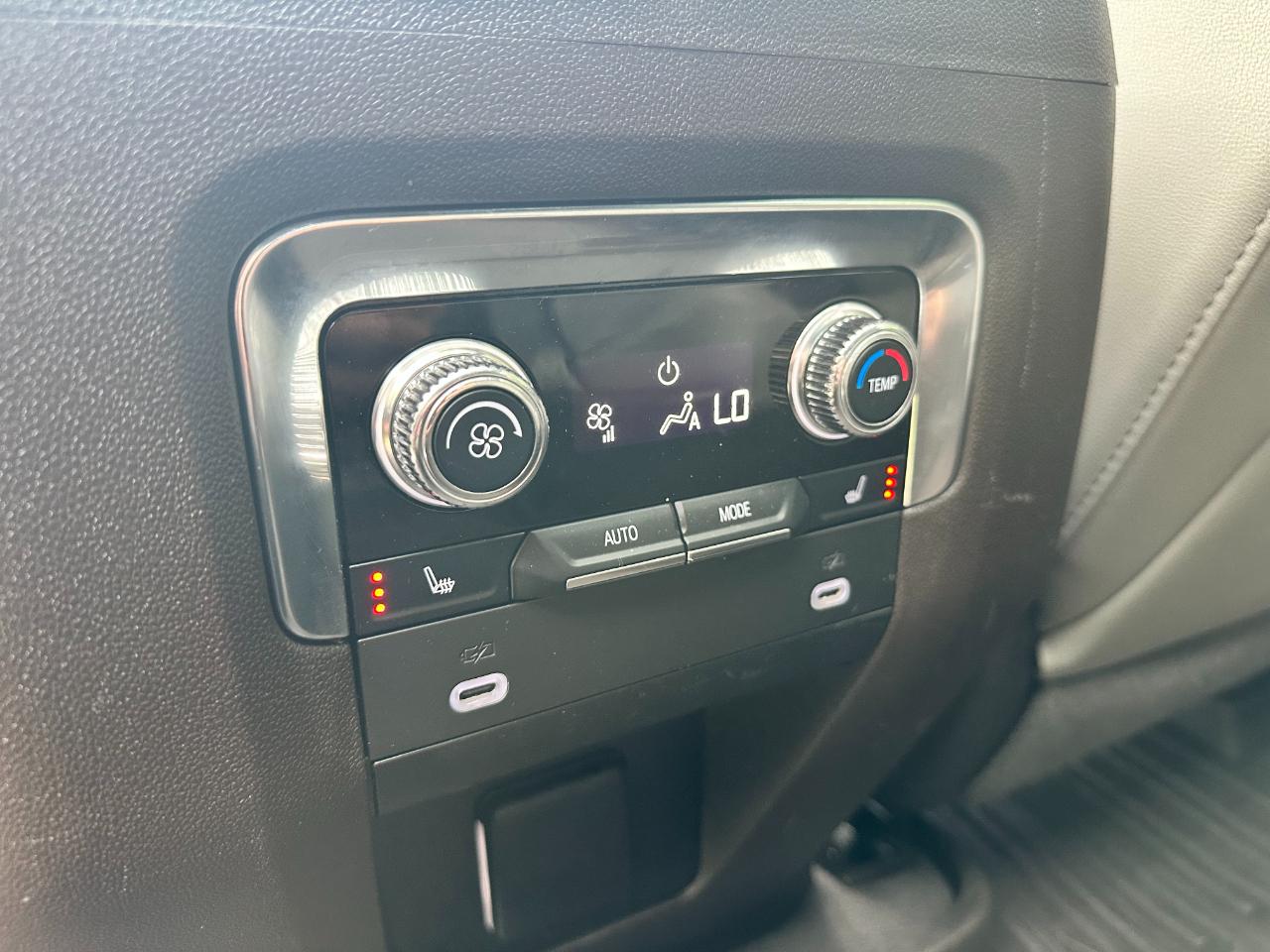 GMC Yukon 2WD 4dr SLT 2022