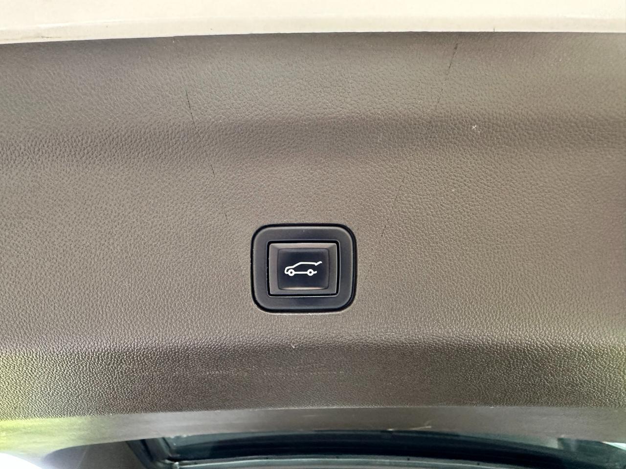 GMC Yukon 2WD 4dr SLT 2022