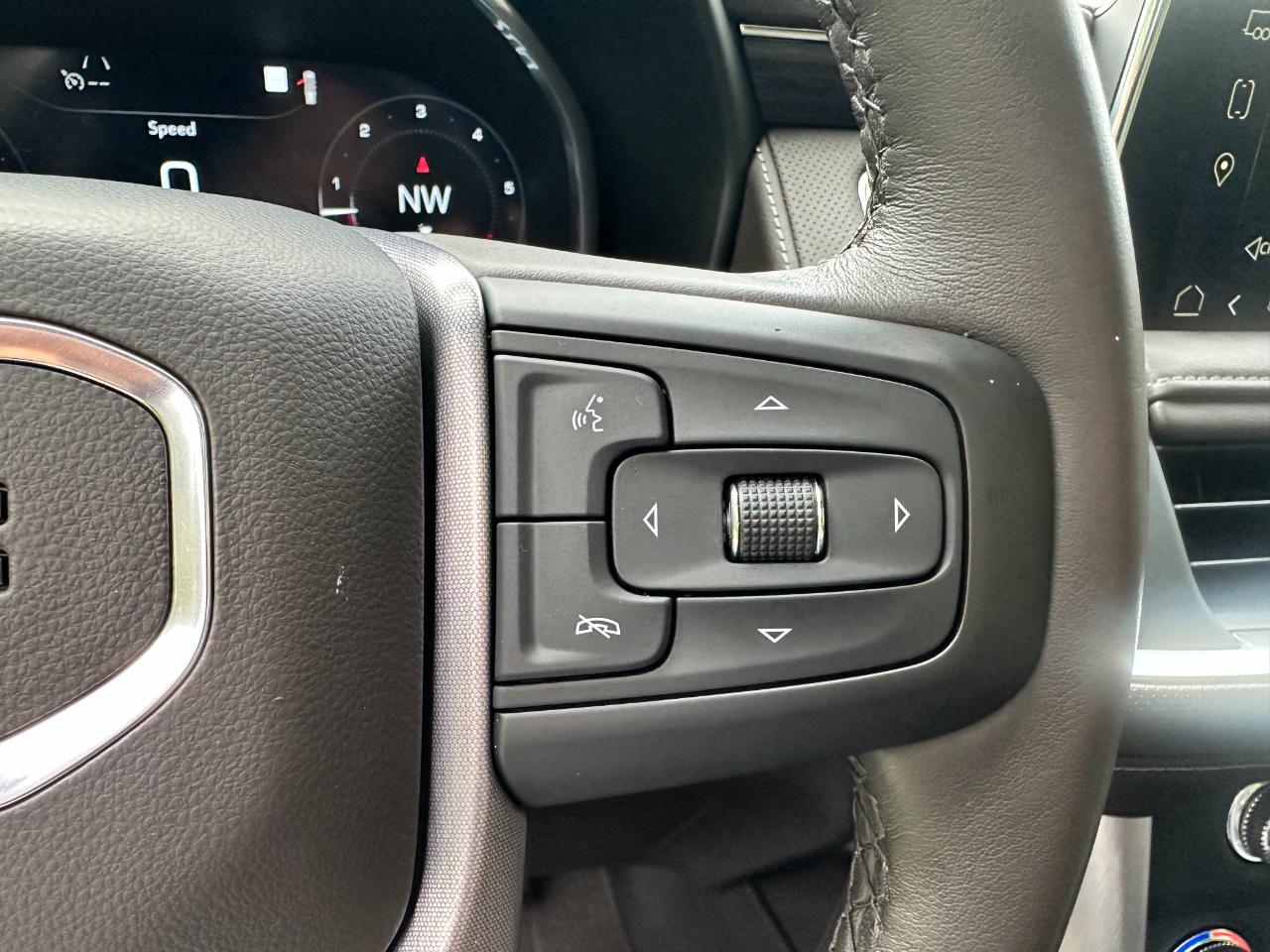 GMC Yukon 2WD 4dr SLT 2022