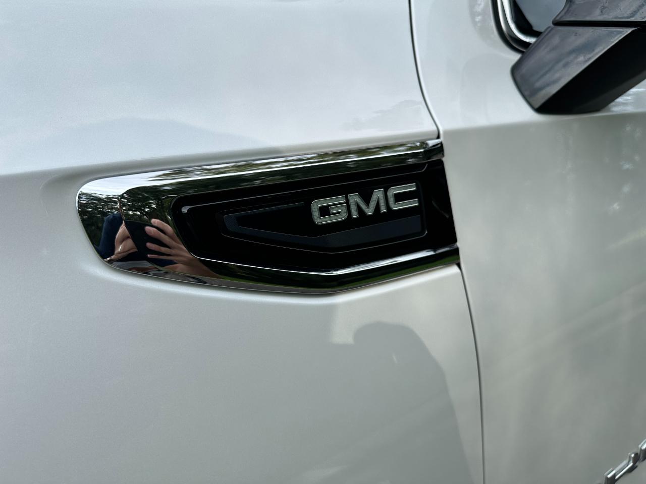 GMC Yukon 2WD 4dr SLT 2022