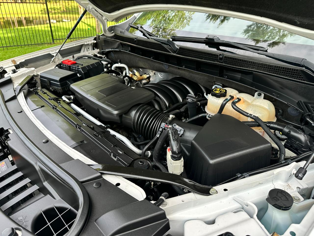 GMC Yukon 2WD 4dr SLT 2022