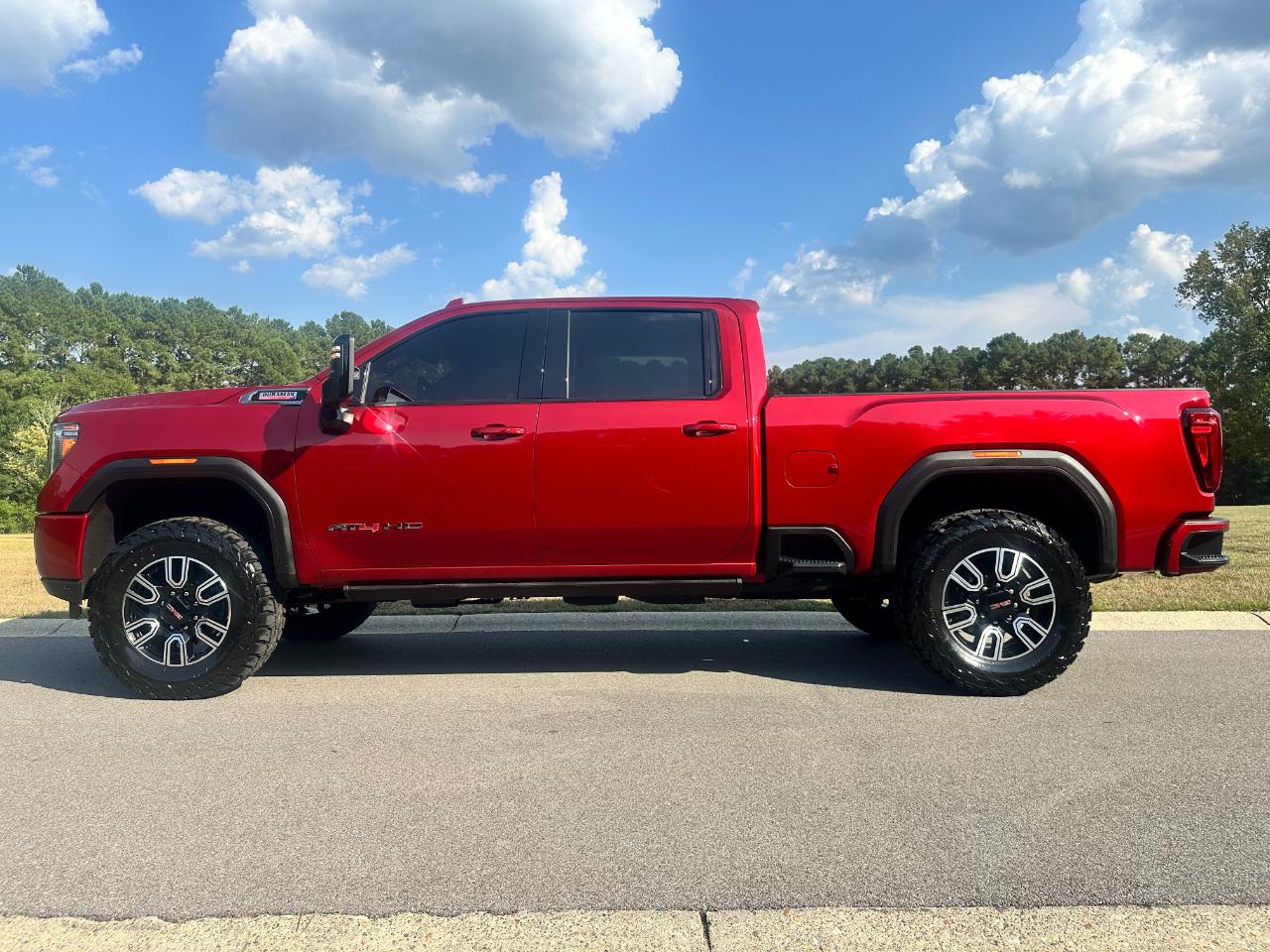 GMC Sierra 2500HD 4WD Crew Cab 159" AT4 2022