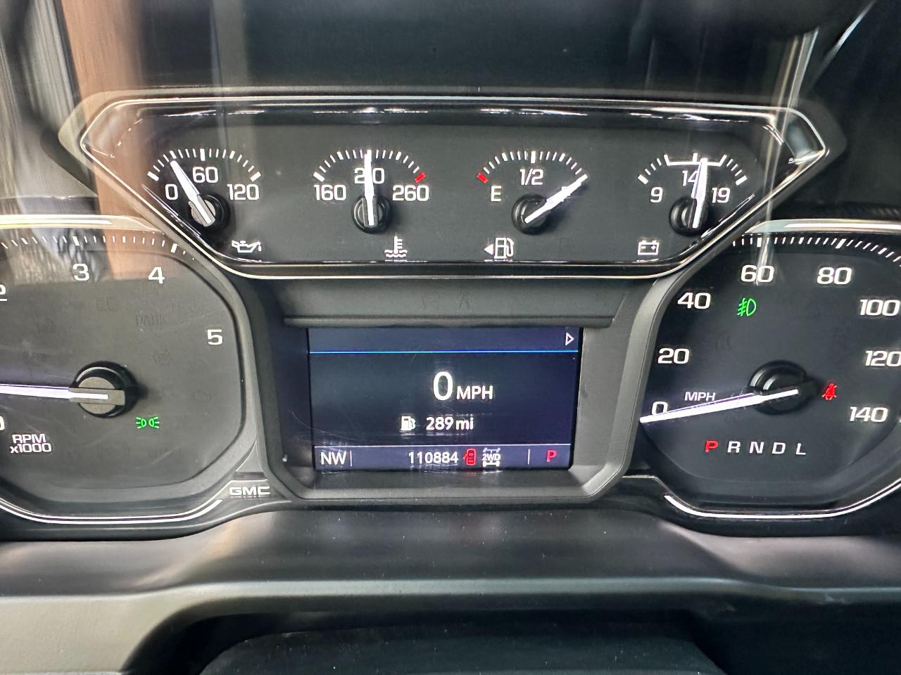 GMC Sierra 2500HD 4WD Crew Cab 159" AT4 2022