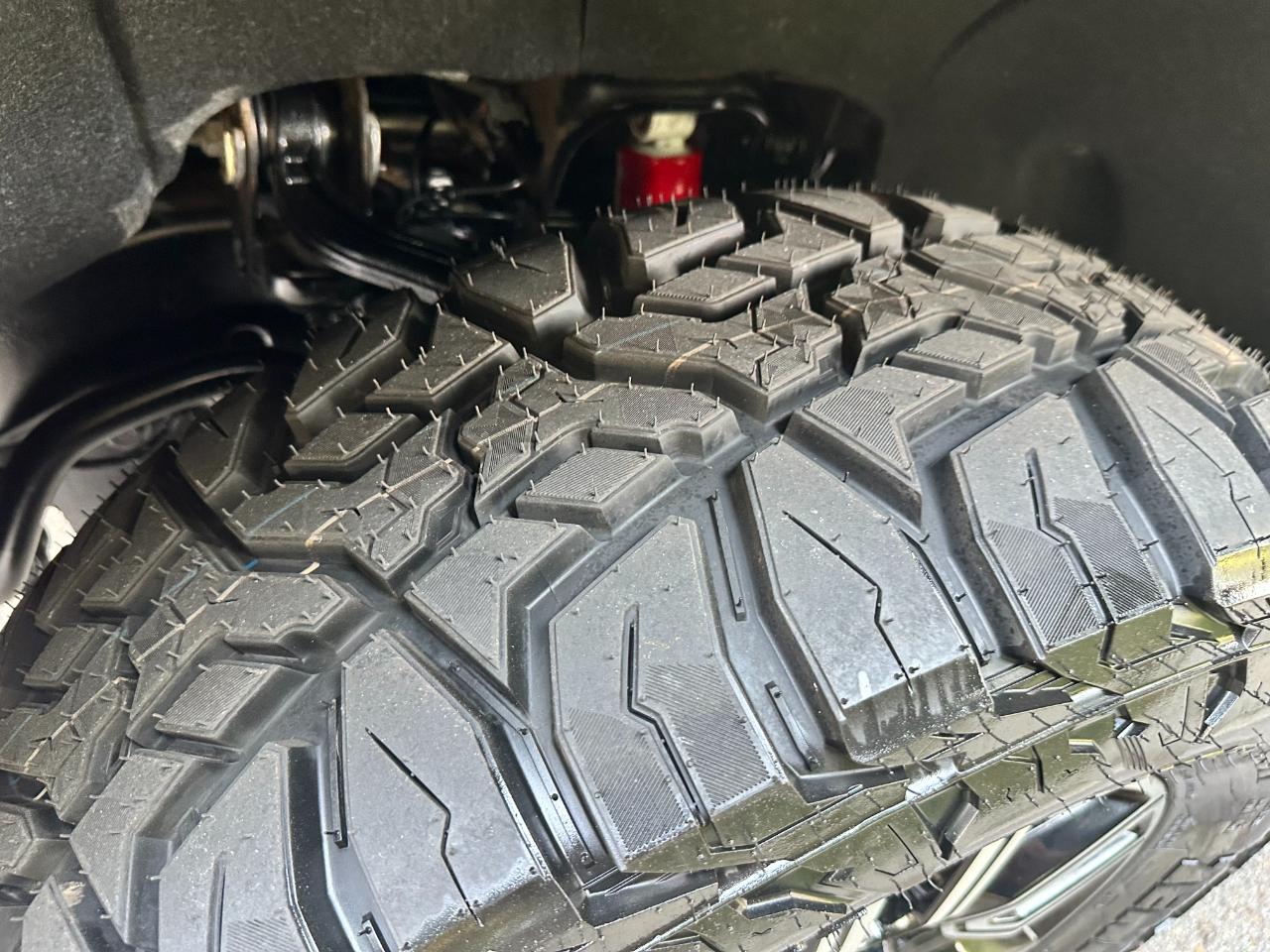 GMC Sierra 2500HD 4WD Crew Cab 159" AT4 2022