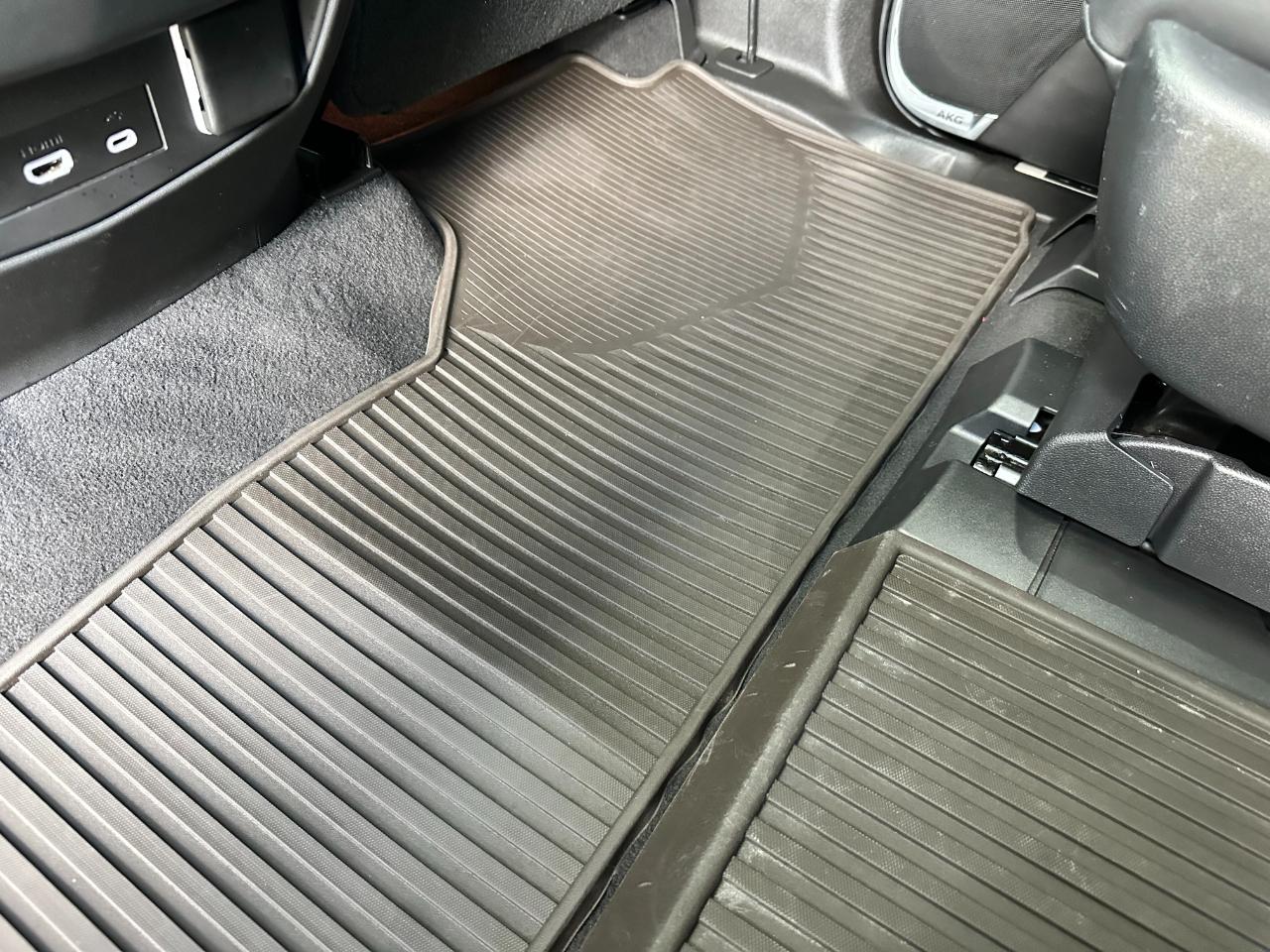 Cadillac Escalade 2WD 4dr Sport 2021
