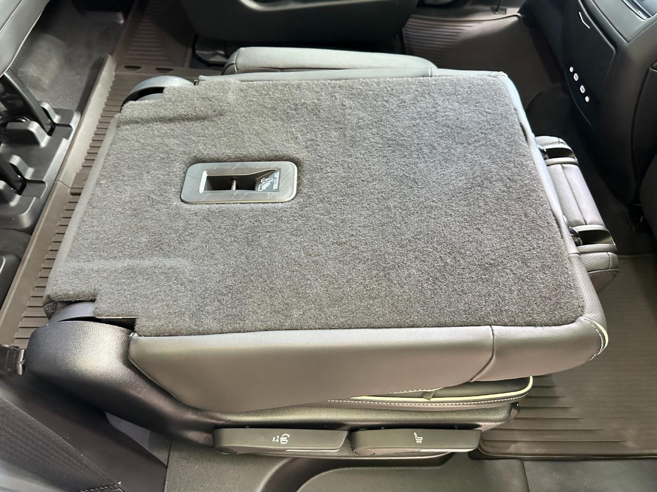 Cadillac Escalade 2WD 4dr Sport 2021