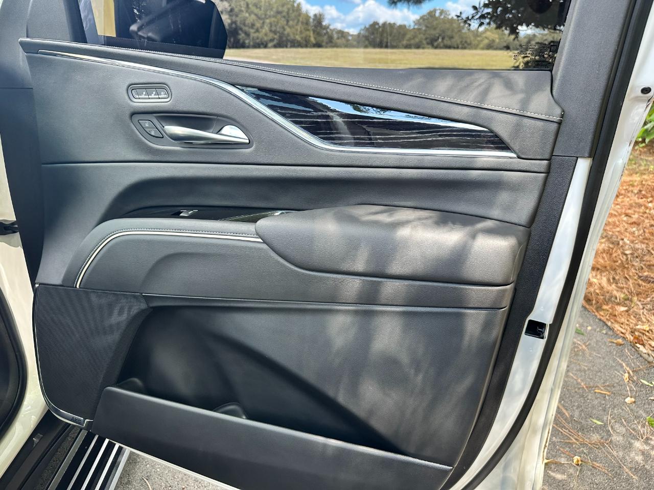 Cadillac Escalade 2WD 4dr Sport 2021